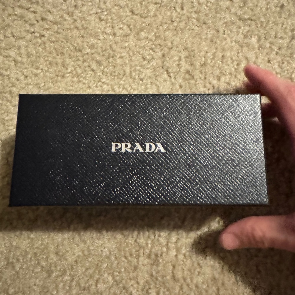 Prada glasses - Picture 4 of 5